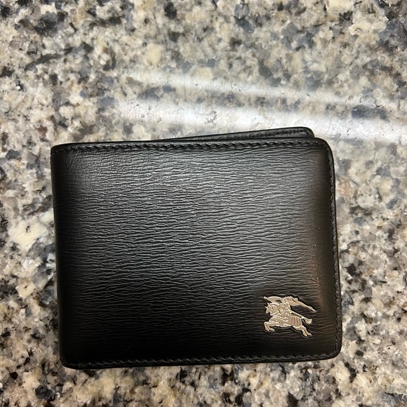 EKD Leather Zip Wallet in Black - Women